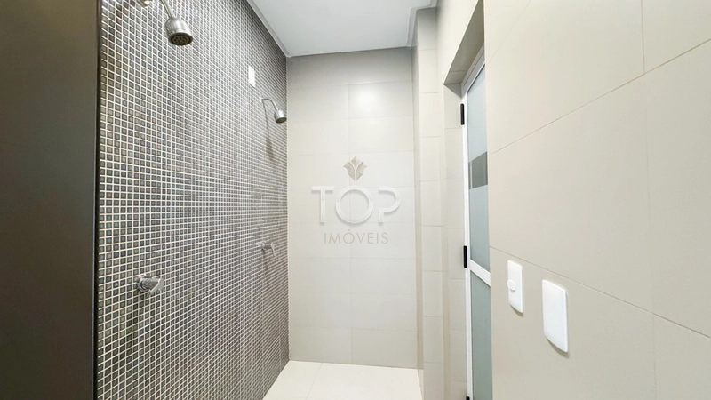 APARTAMENTO MOBILIADO COM VISTA PARA O MAR EM MEIA PRAIA: 45ª foto da galeria de imagens do imóvel