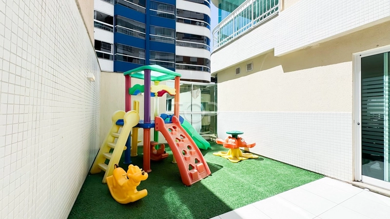 APARTAMENTO MOBILIADO COM VISTA PARA O MAR EM MEIA PRAIA: 41ª foto da galeria de imagens do imóvel