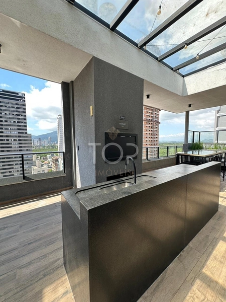 APARTAMENTO PRONTO MOBILIADO ITAPEMA MEIA PRAIA 3 SUITES: 3ª foto da galeria de imagens do imóvel