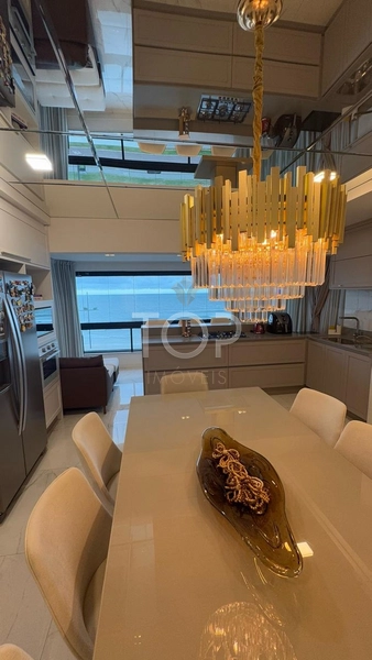 APARTAMENTO FINAMENTE MOBILIADO FRENTE MAR EM ITAPEMA: 7ª foto da galeria de imagens do imóvel