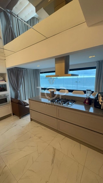 APARTAMENTO FINAMENTE MOBILIADO FRENTE MAR EM ITAPEMA: 3ª foto da galeria de imagens do imóvel