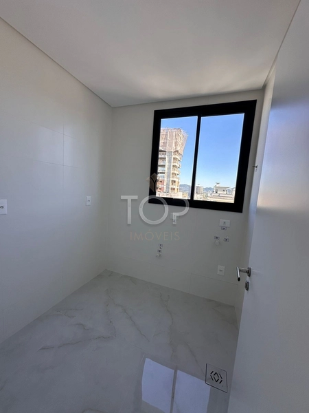 APARTAMENTO PRONTO COM VISTA PARA O MAR EM ITAPEMA: 27ª foto da galeria de imagens do imóvel