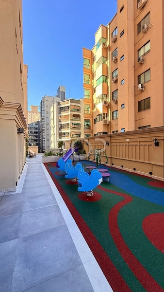 APARTAMENTO COM VISTA PARA O MAR EM MEIA PRAIA: 19ª foto da galeria de imagens do imóvel