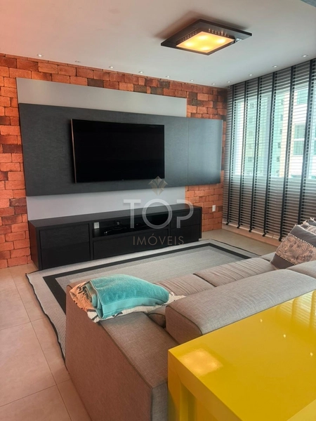 MOBILIADO EM MEIA PRAIA: 3ª foto da galeria de imagens do imóvel