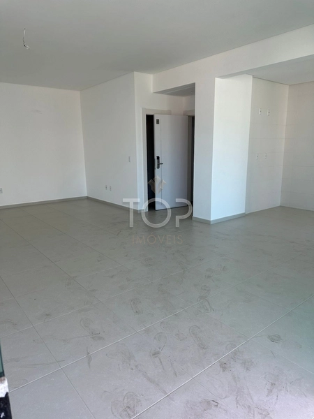 PRONTO PARA MORAR EM MEIA PRAIA: 1ª foto da galeria de imagens do imóvel