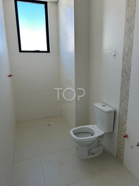 PRONTO PARA MORAR EM MEIA PRAIA: 11ª foto da galeria de imagens do imóvel