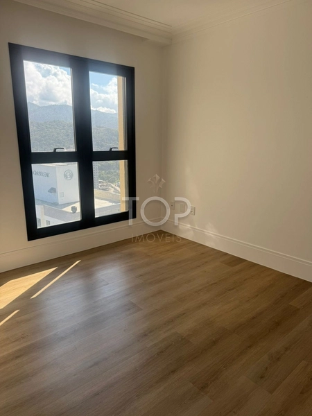 APARTAMENTO COM VISTA PARA O MAR EM MEIA PRAIA: 14ª foto da galeria de imagens do imóvel