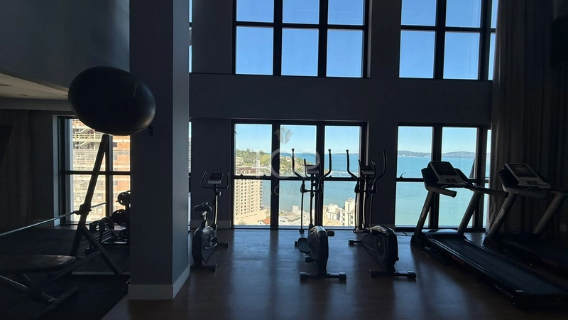 FLAT EM ITAPEMA: 3ª foto da galeria de imagens do imóvel