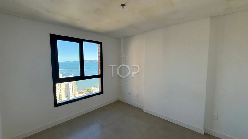 FLAT EM ITAPEMA: 5ª foto da galeria de imagens do imóvel