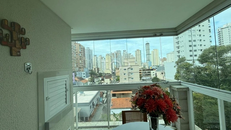 APARTAMENTO MOBILIADO EM MEIA PRAIA: 6ª foto da galeria de imagens do imóvel