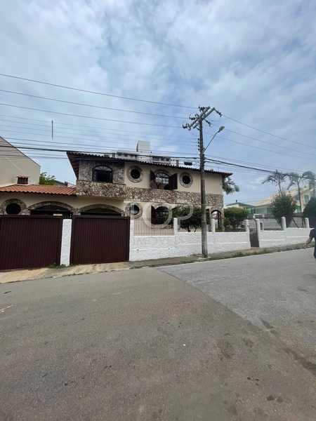 LINDA CASA EM FLORIANÓPOLIS: 23ª foto da galeria de imagens do imóvel