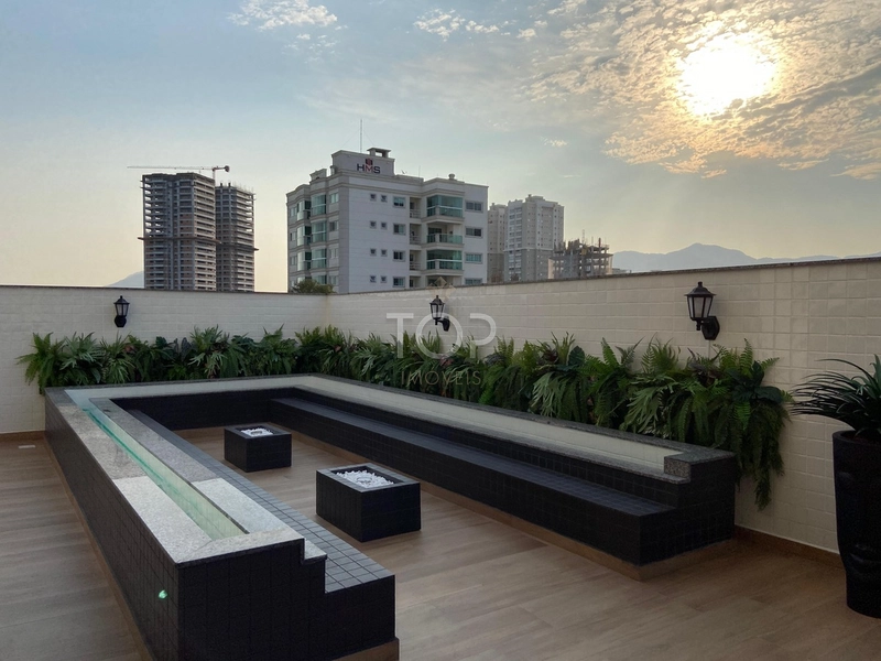 APARTAMENTO PRONTO PARA MORAR EM MEIA PRAIA: 1ª foto da galeria de imagens do imóvel