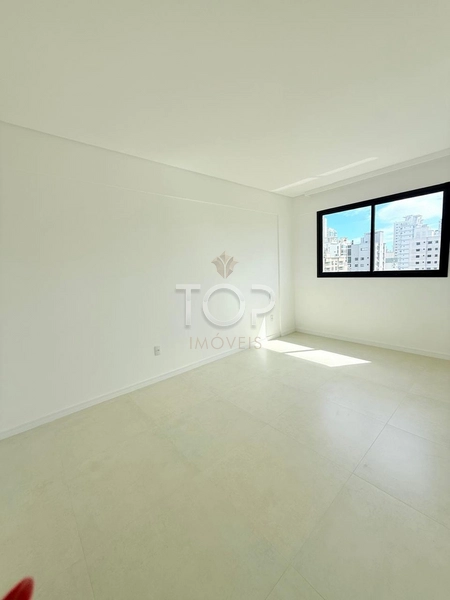 APARTAMENTO PRONTO PARA MORAR EM MEIA PRAIA: 25ª foto da galeria de imagens do imóvel