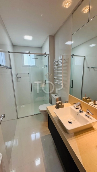 FRENTE MAR FINAMENTE MOBILIADO EM MEIA PRAIA: 7ª foto da galeria de imagens do imóvel