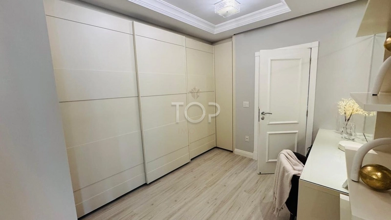 FRENTE MAR FINAMENTE MOBILIADO EM MEIA PRAIA: 52ª foto da galeria de imagens do imóvel