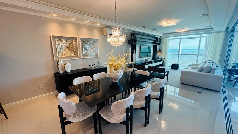 FRENTE MAR FINAMENTE MOBILIADO EM MEIA PRAIA: 57ª foto da galeria de imagens do imóvel