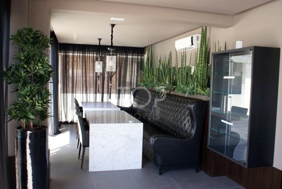 FRENTE MAR FINAMENTE MOBILIADO EM MEIA PRAIA: 16ª foto da galeria de imagens do imóvel