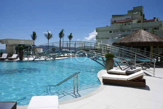 FRENTE MAR FINAMENTE MOBILIADO EM MEIA PRAIA: 7ª foto da galeria de imagens do imóvel