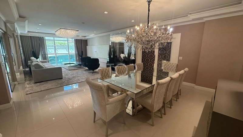 FRENTE MAR FINAMENTE MOBILIADO EM MEIA PRAIA: 33ª foto da galeria de imagens do imóvel