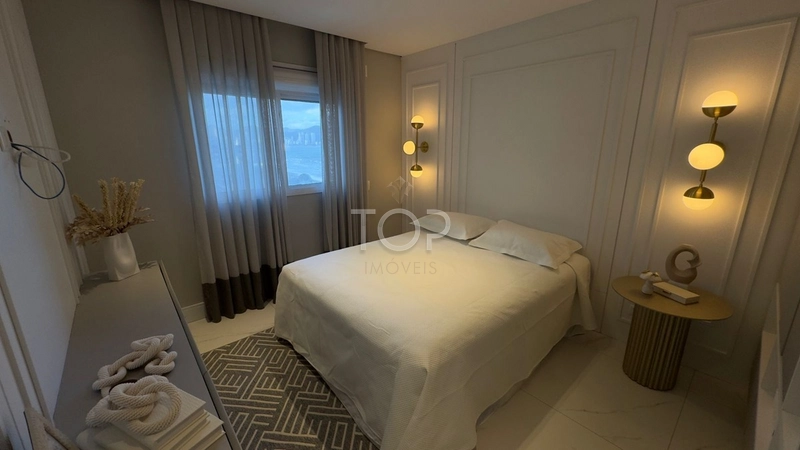 FRENTE MAR MOBILIADO EM MEIA PRAIA: 47ª foto da galeria de imagens do imóvel