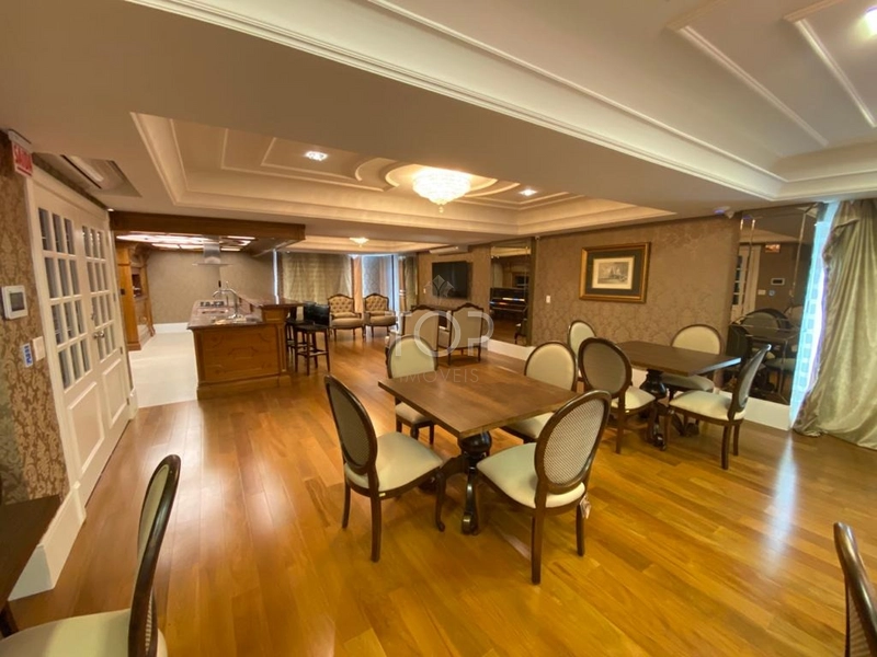 FRENTE MAR MOBILIADO EM MEIA PRAIA: 10ª foto da galeria de imagens do imóvel