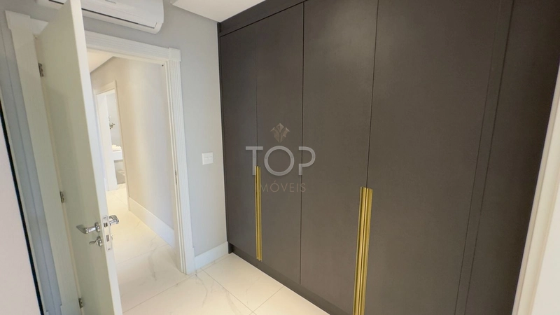 FRENTE MAR MOBILIADO EM MEIA PRAIA: 16ª foto da galeria de imagens do imóvel