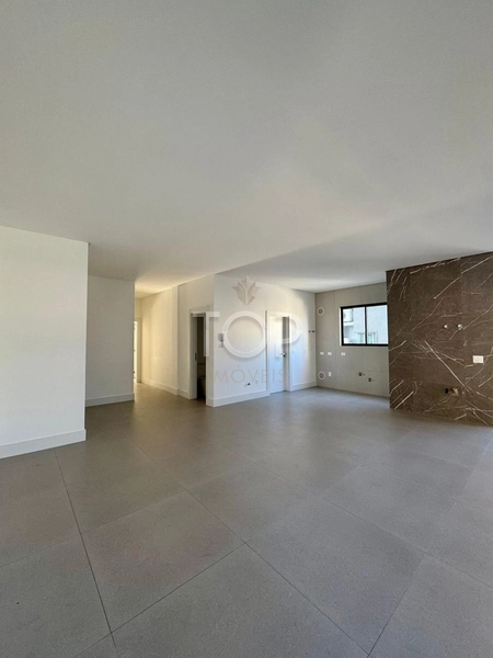 APARTAMENTO PRONTO EM MEIA PRAIA: 2ª foto da galeria de imagens do imóvel