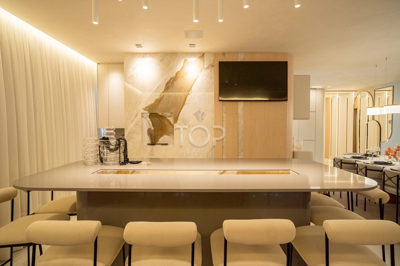 APARTAMENTO DECORADO SHOWRROM EM MEIA PRAIA: 12ª foto da galeria de imagens do imóvel