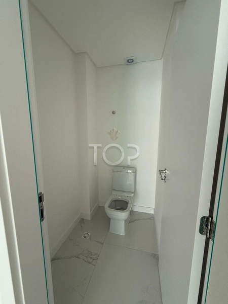 APARTAMENTO 3 SUITES EM MEIA PRAIA: 7ª foto da galeria de imagens do imóvel