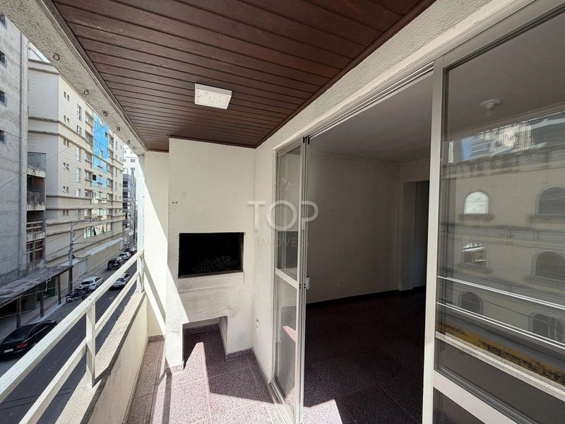 OPORTUNIDADE UNICA NA MEIA PRAIA PARA INVESTIMENTO: 2ª foto da galeria de imagens do imóvel