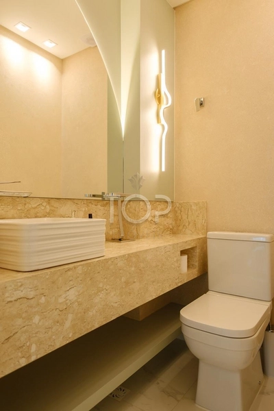 APARTAMENTO FINAMENTE MOBILIADO EM MEIA PRAIA: 16ª foto da galeria de imagens do imóvel