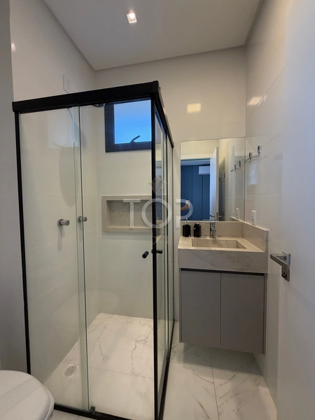 APARTAMENTO FINAMENTE MOBILIADO EM MEIA PRAIA: 15ª foto da galeria de imagens do imóvel