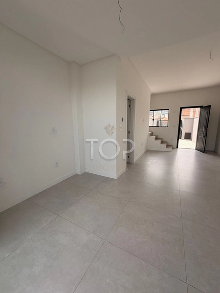 SOBRADO PRONTO PARA MORAR EM ITAPEMA: 6ª foto da galeria de imagens do imóvel