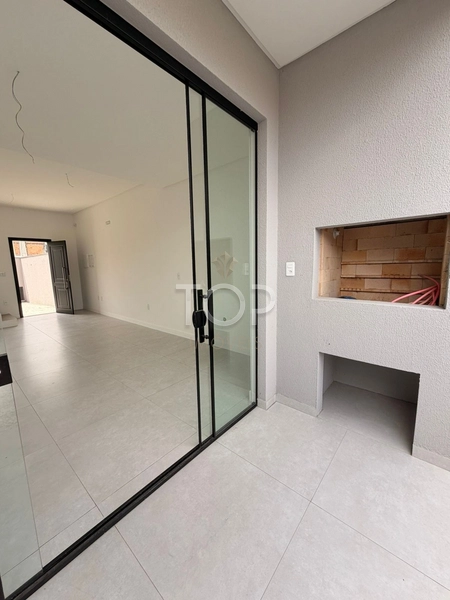 SOBRADO PRONTO PARA MORAR EM ITAPEMA: 5ª foto da galeria de imagens do imóvel