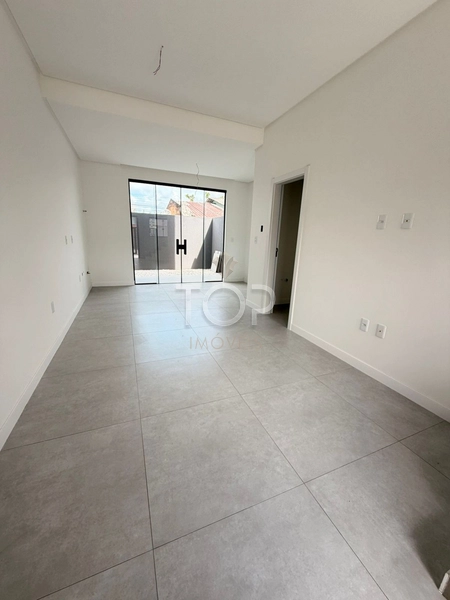 SOBRADO PRONTO PARA MORAR EM ITAPEMA: 9ª foto da galeria de imagens do imóvel