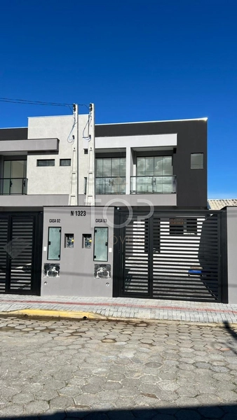 SOBRADO PRONTO PARA MORAR EM ITAPEMA: 10ª foto da galeria de imagens do imóvel