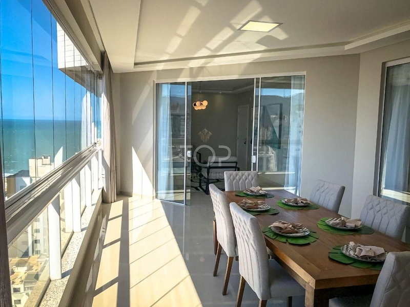 FINAMENTE MOBILIADO EM MEIA PRAIA: 1ª foto da galeria de imagens do imóvel