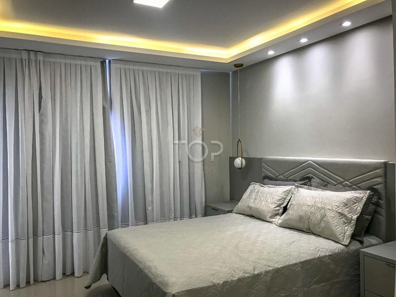 FINAMENTE MOBILIADO EM MEIA PRAIA: 21ª foto da galeria de imagens do imóvel