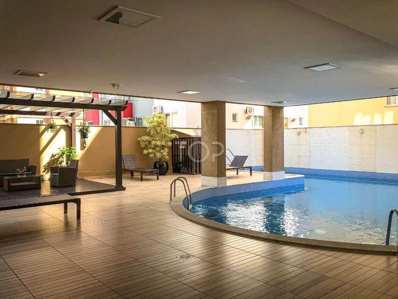 FINAMENTE MOBILIADO EM MEIA PRAIA: 13ª foto da galeria de imagens do imóvel