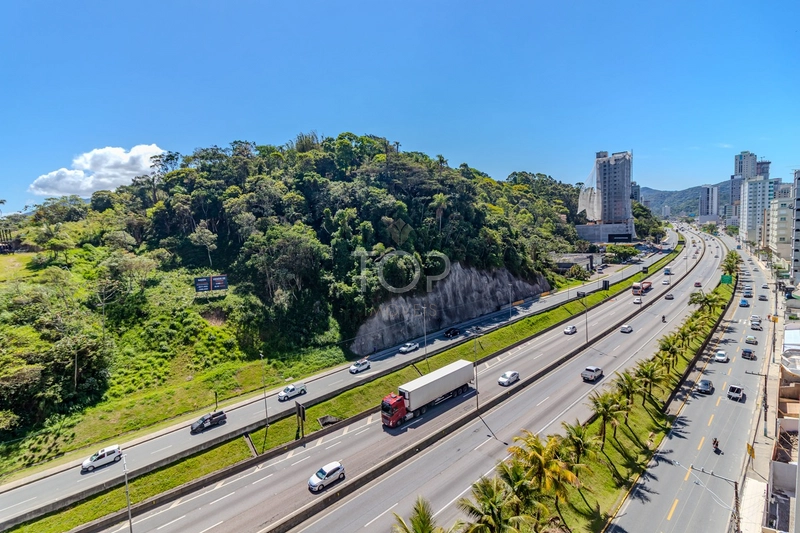 FRENTE MAR PRONTO PARA MORAR EM ITAPEMA: 19ª foto da galeria de imagens do imóvel