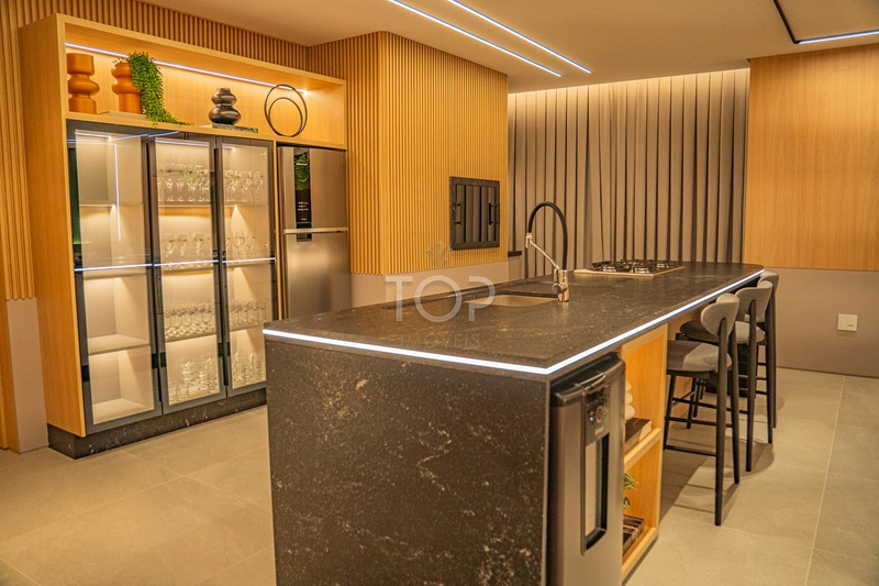 APARTAMENTO EM MEIA PRAIA: 17ª foto da galeria de imagens do imóvel