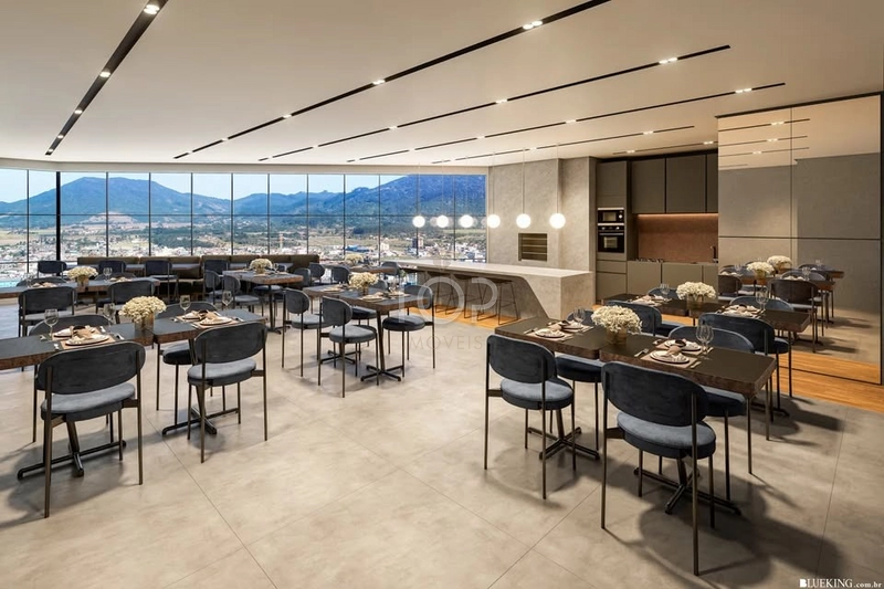 FLATS DE LUXO NA MEIA PRAIA C/ CHURRASQUEIRA: 7ª foto da galeria de imagens do imóvel