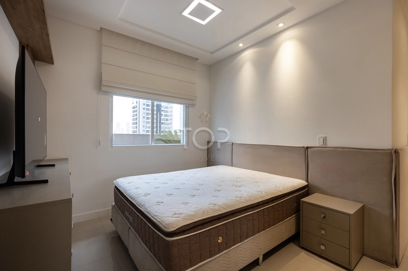 FINAMENTE MOBILIADO EM MEIA PRAIA: 28ª foto da galeria de imagens do imóvel