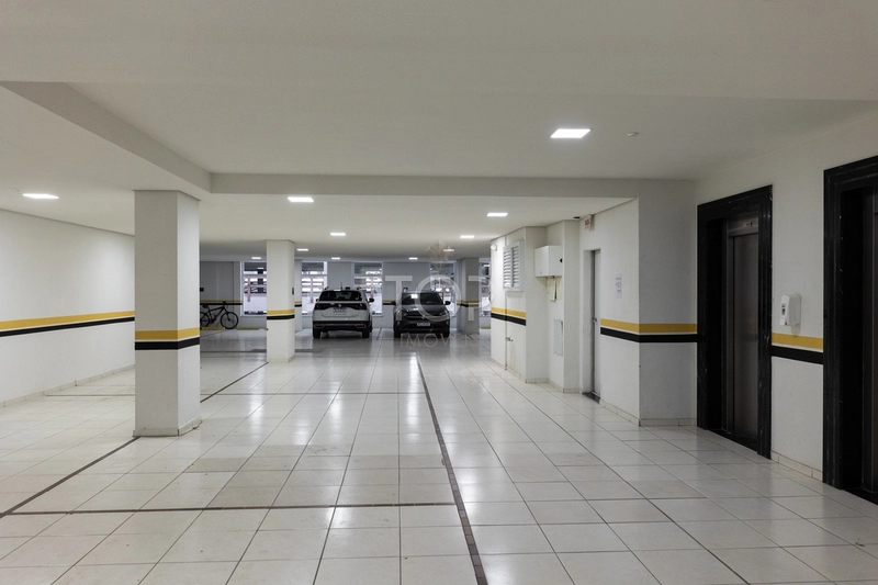 FINAMENTE MOBILIADO EM MEIA PRAIA: 36ª foto da galeria de imagens do imóvel