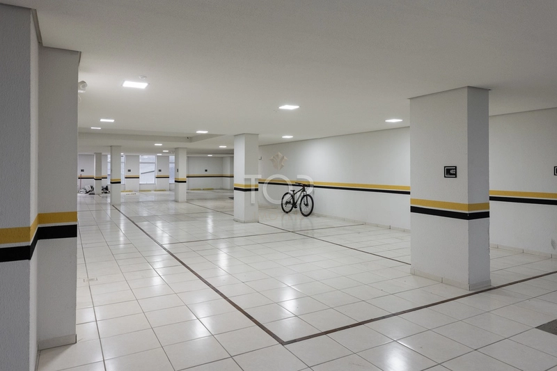 FINAMENTE MOBILIADO EM MEIA PRAIA: 35ª foto da galeria de imagens do imóvel