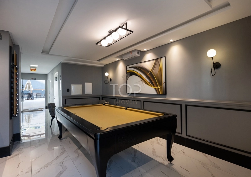 FINAMENTE MOBILIADO EM MEIA PRAIA: 16ª foto da galeria de imagens do imóvel