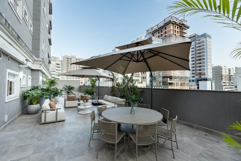 FINAMENTE MOBILIADO EM MEIA PRAIA: 24ª foto da galeria de imagens do imóvel