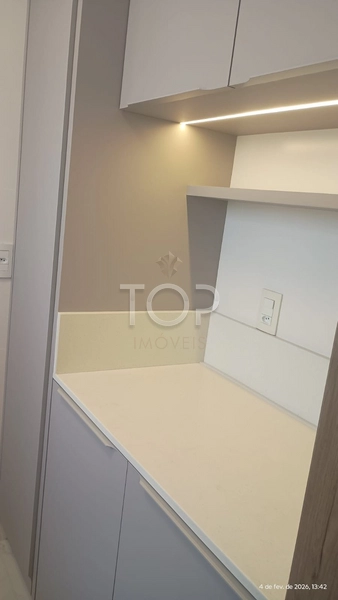 APARTAMENTO FINAMENTE MOBILIADO EM MEIA PRAIA: 37ª foto da galeria de imagens do imóvel