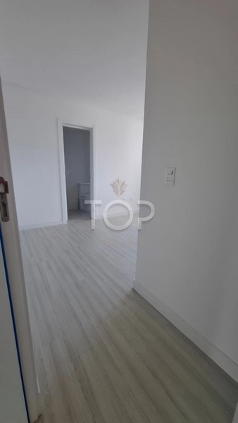 Apartamento Pronto 03 Suítes próximo do Mar em Meia Praia: 4ª foto da galeria de imagens do imóvel