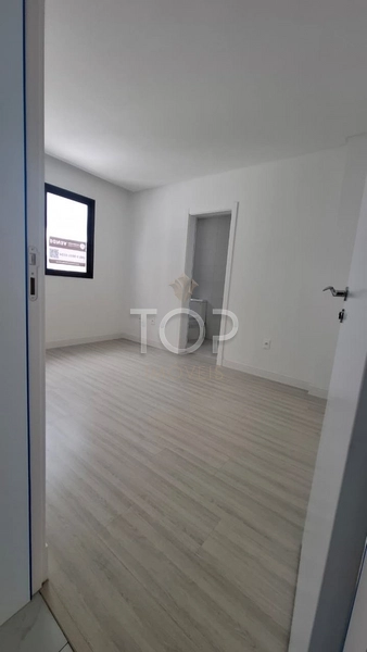 Apartamento Pronto 03 Suítes próximo do Mar em Meia Praia: 8ª foto da galeria de imagens do imóvel